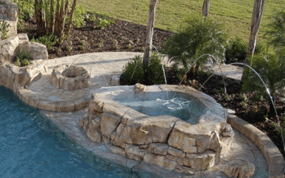How Poolside Landscaping Brings the Whole Backyard Together